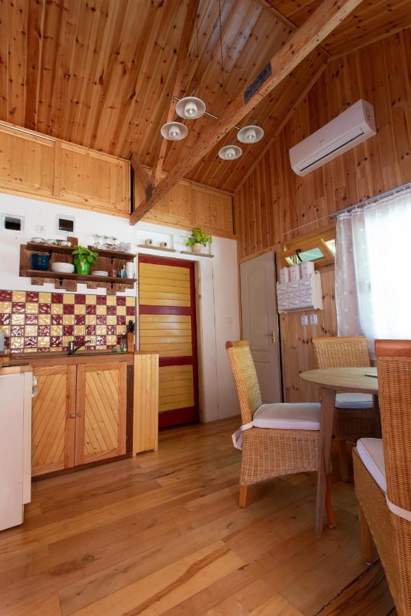 Barna Faház Apartman Tarnaszentmaria Kültér fotó